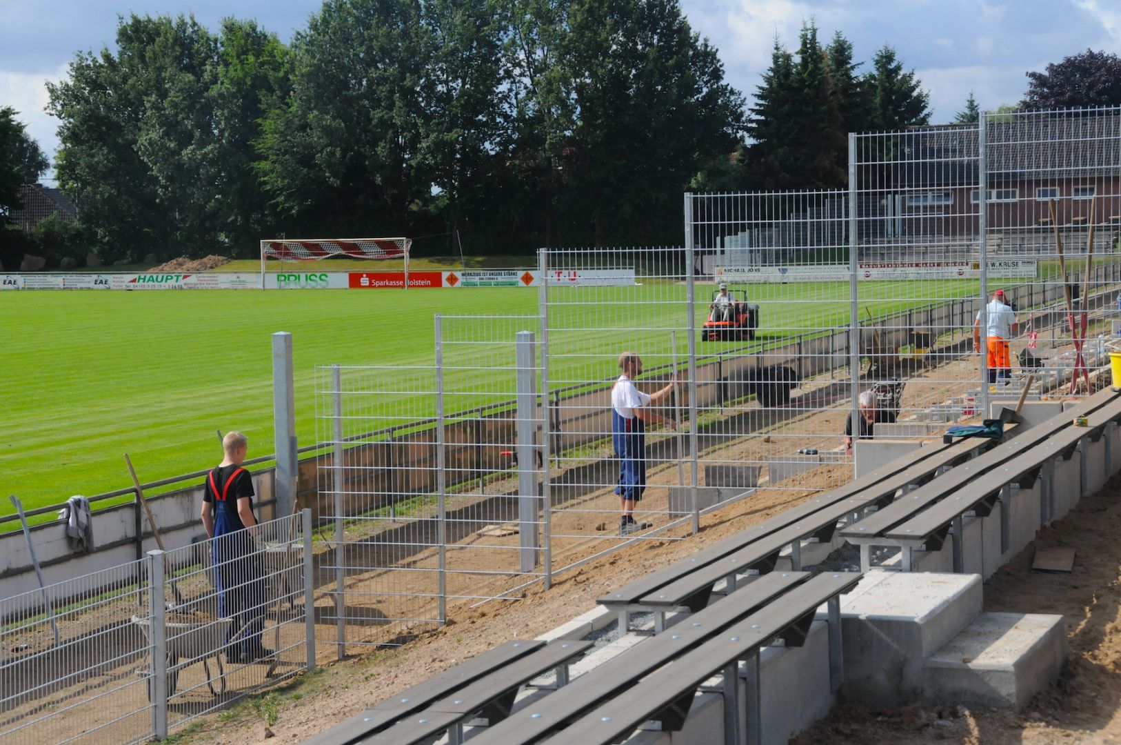 SV Eichede Stadion Arbeiten nach Regionalliga Aufstieg II